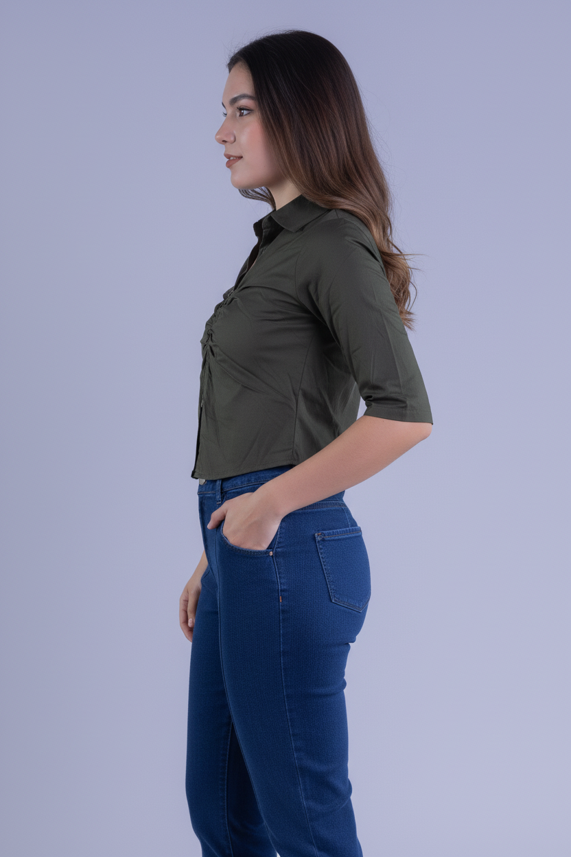 Crop top verde soldado abotonado