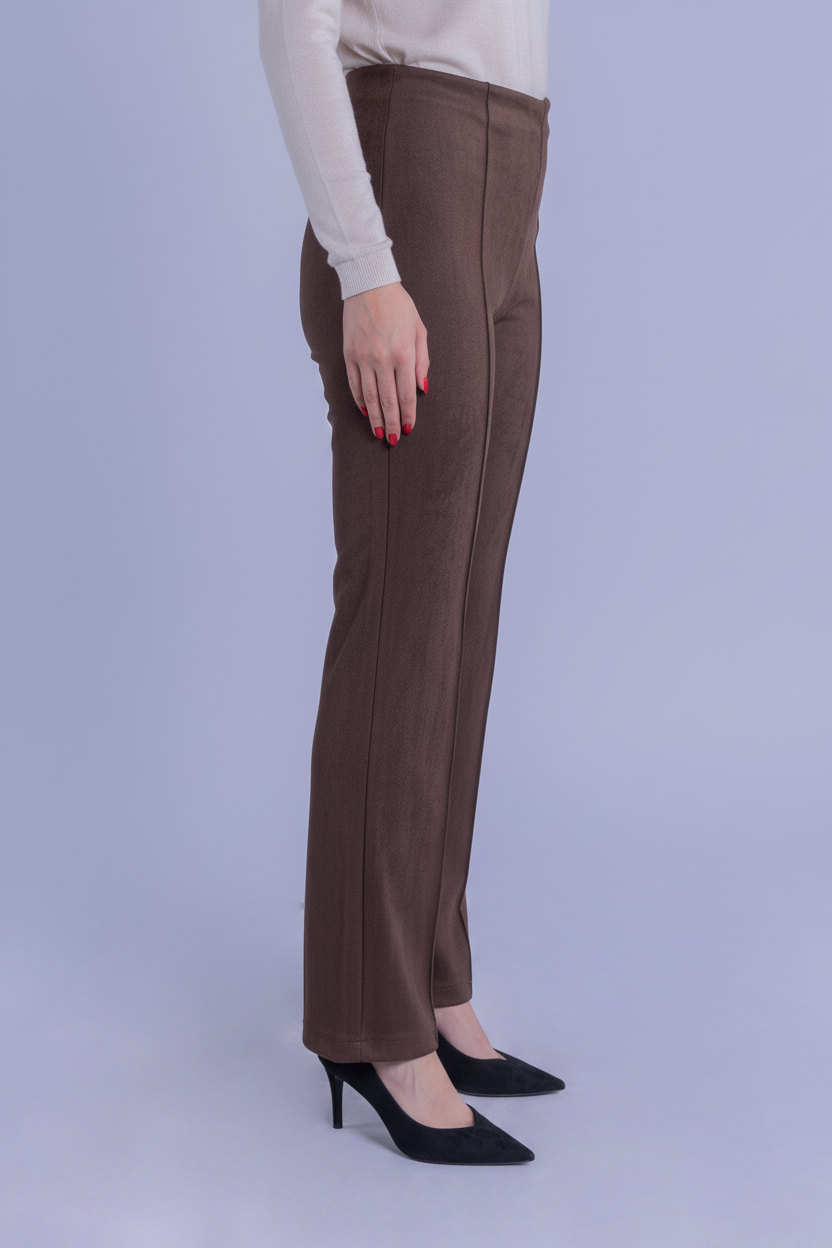 Pantalón cafe de gamuza