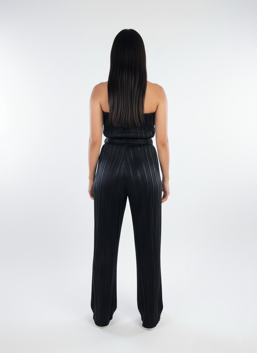 Conjunto de dos piezas de strapple y pantalon con elastico en cintura, satinado