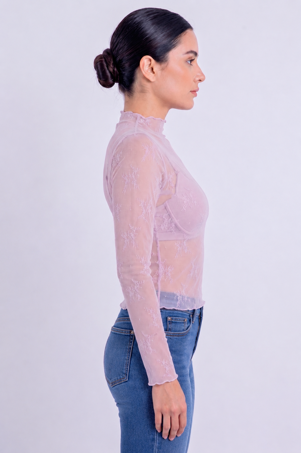 Blusa rosa de encaje manga larga