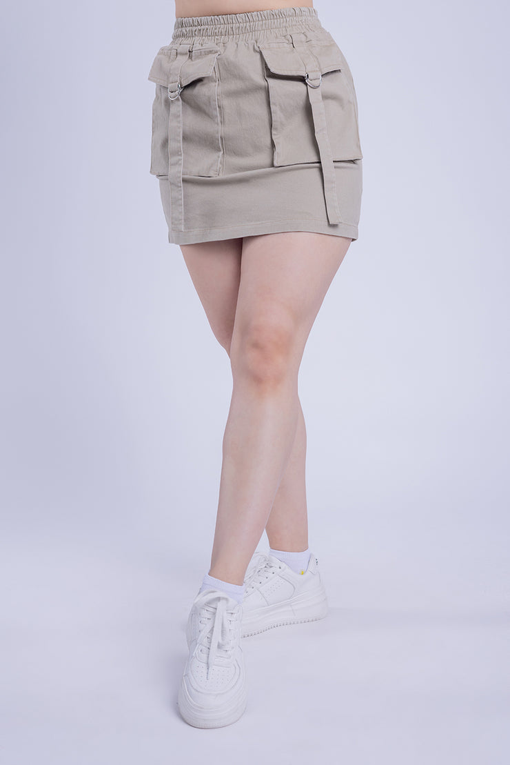 Minifalda estilo cargo