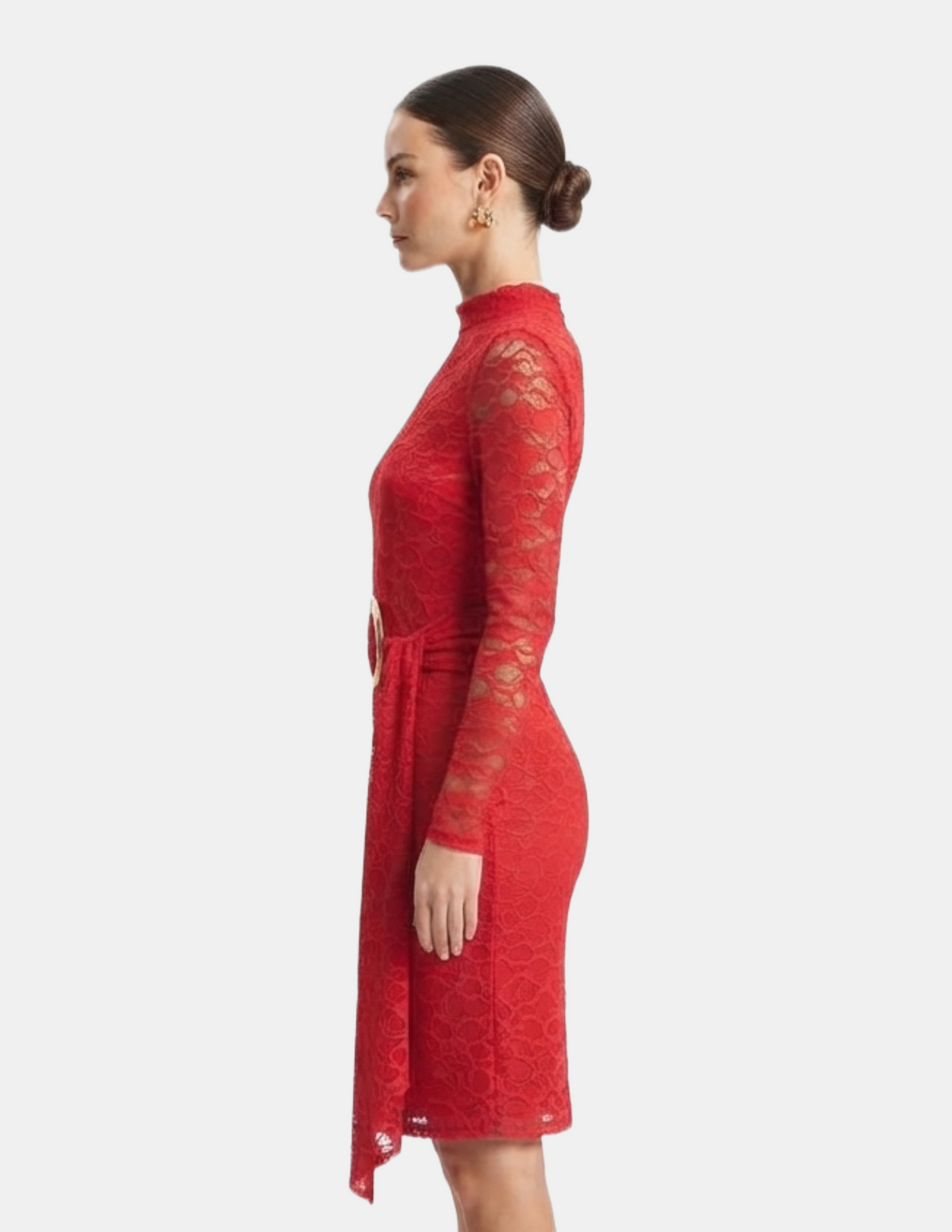 Vestido rojo con medio cinto de encaje