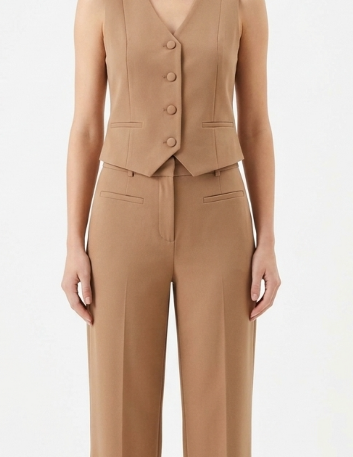 Conjunto de chaleco y pantalón de vestir cafe