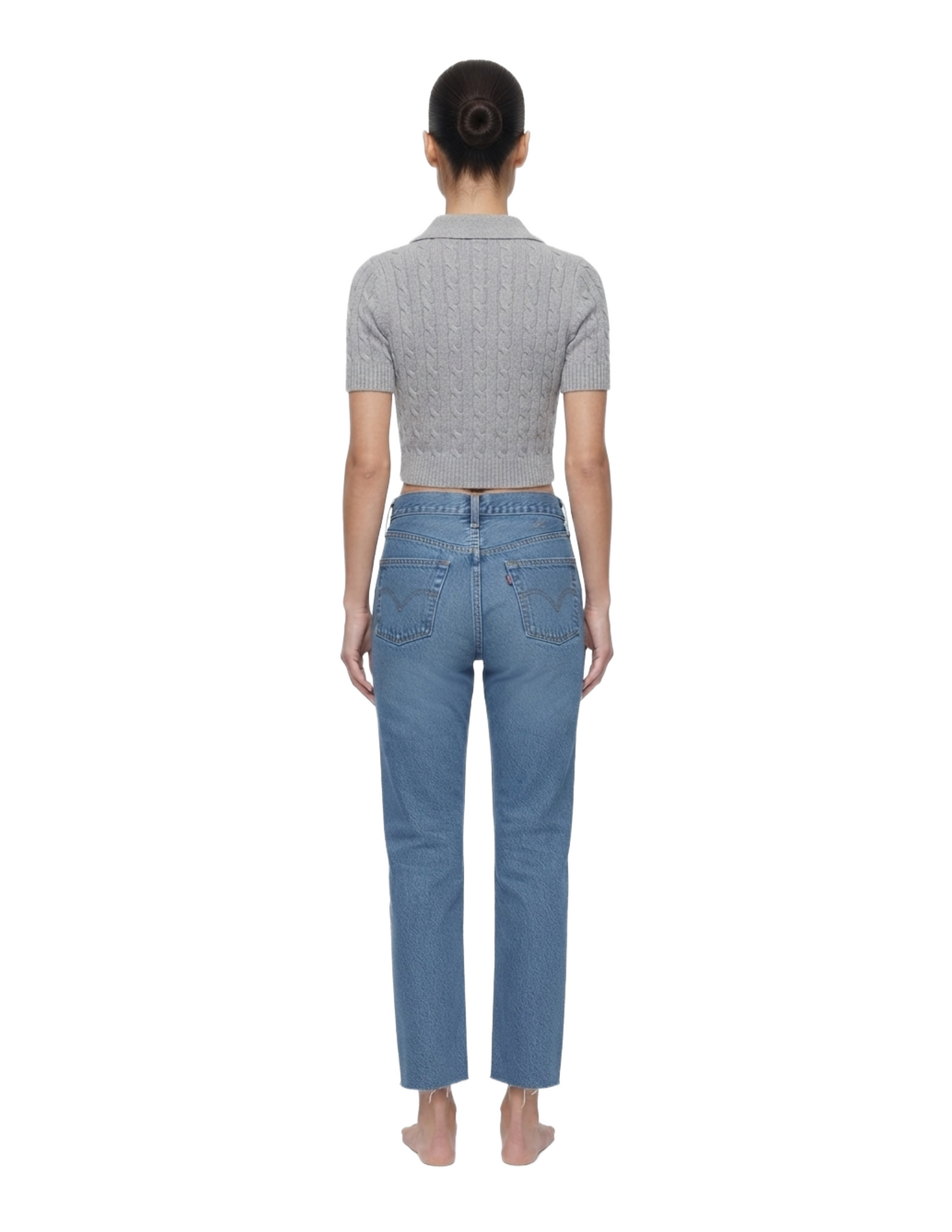 Crop top tipo suéter trenzado con cuello sport