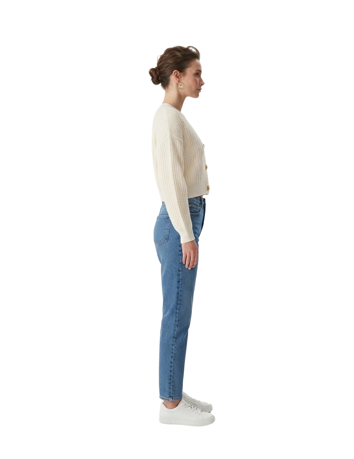 Suéter tejido tipo cardigan con botones de metal