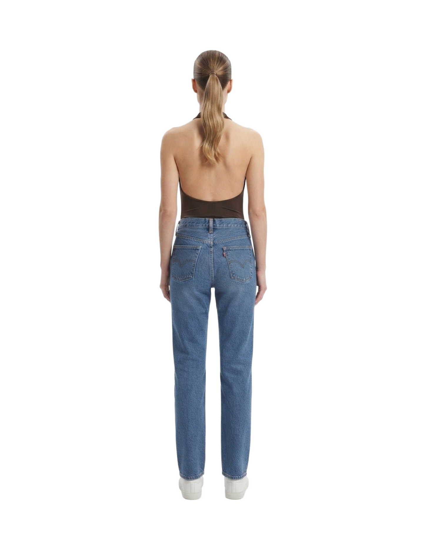 Blusa cafe estilo halter con cuelo caído