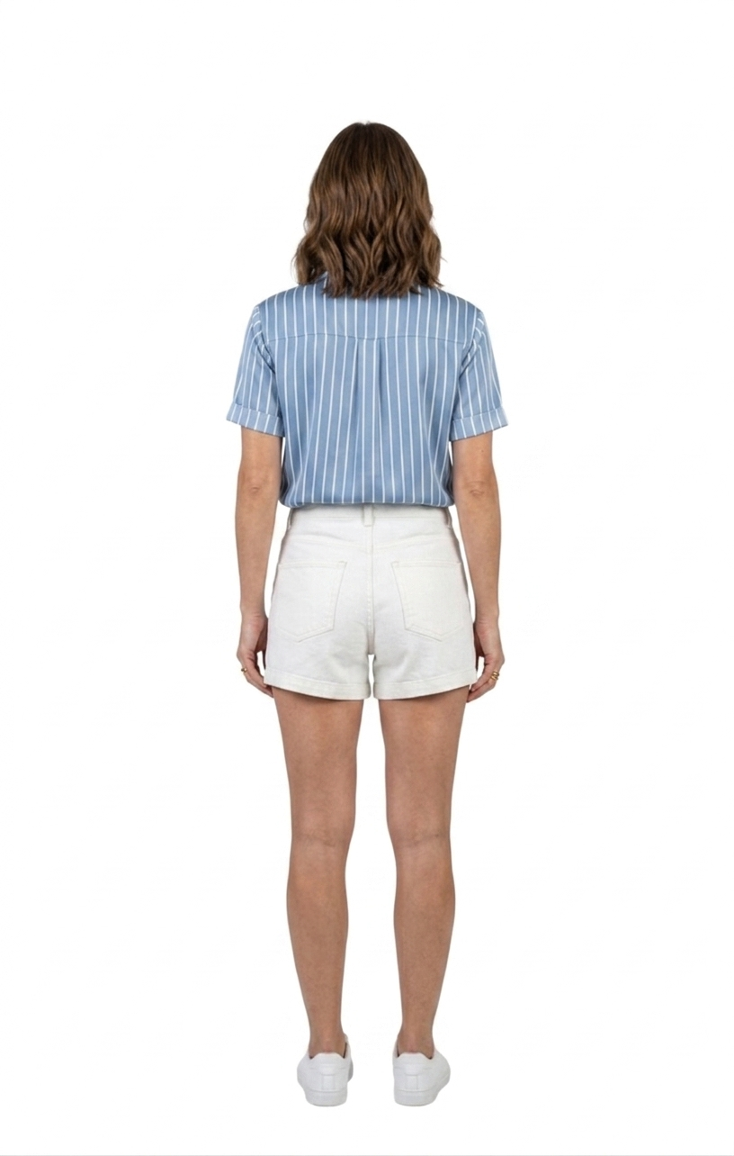 Crop top azul con rayas blancas satinado abotonada