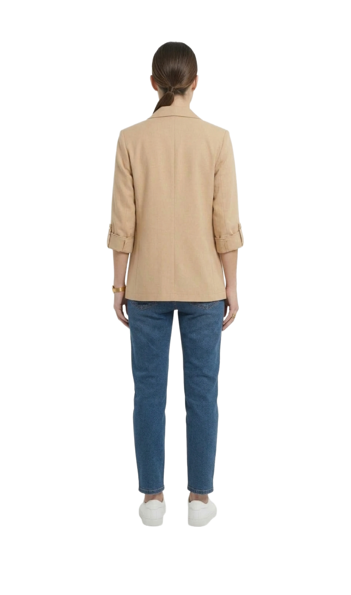 Saco beige con botones desiguales manga tres cuartos