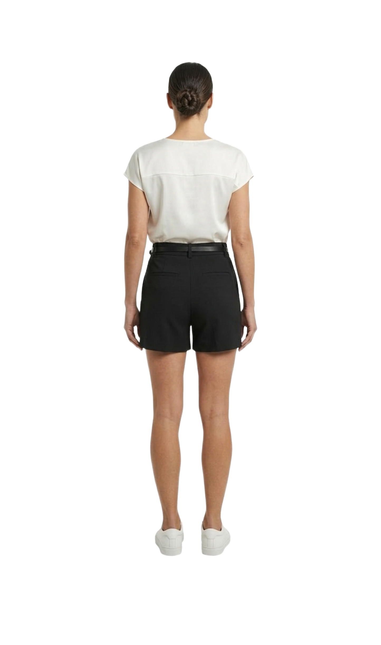 Short de vestir con cierre a un botón con cinturón