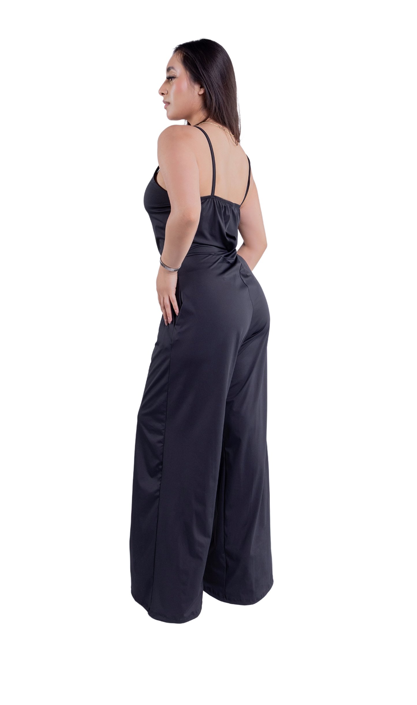 Jumper de tirantes con bolsas laterales y escote en espalda