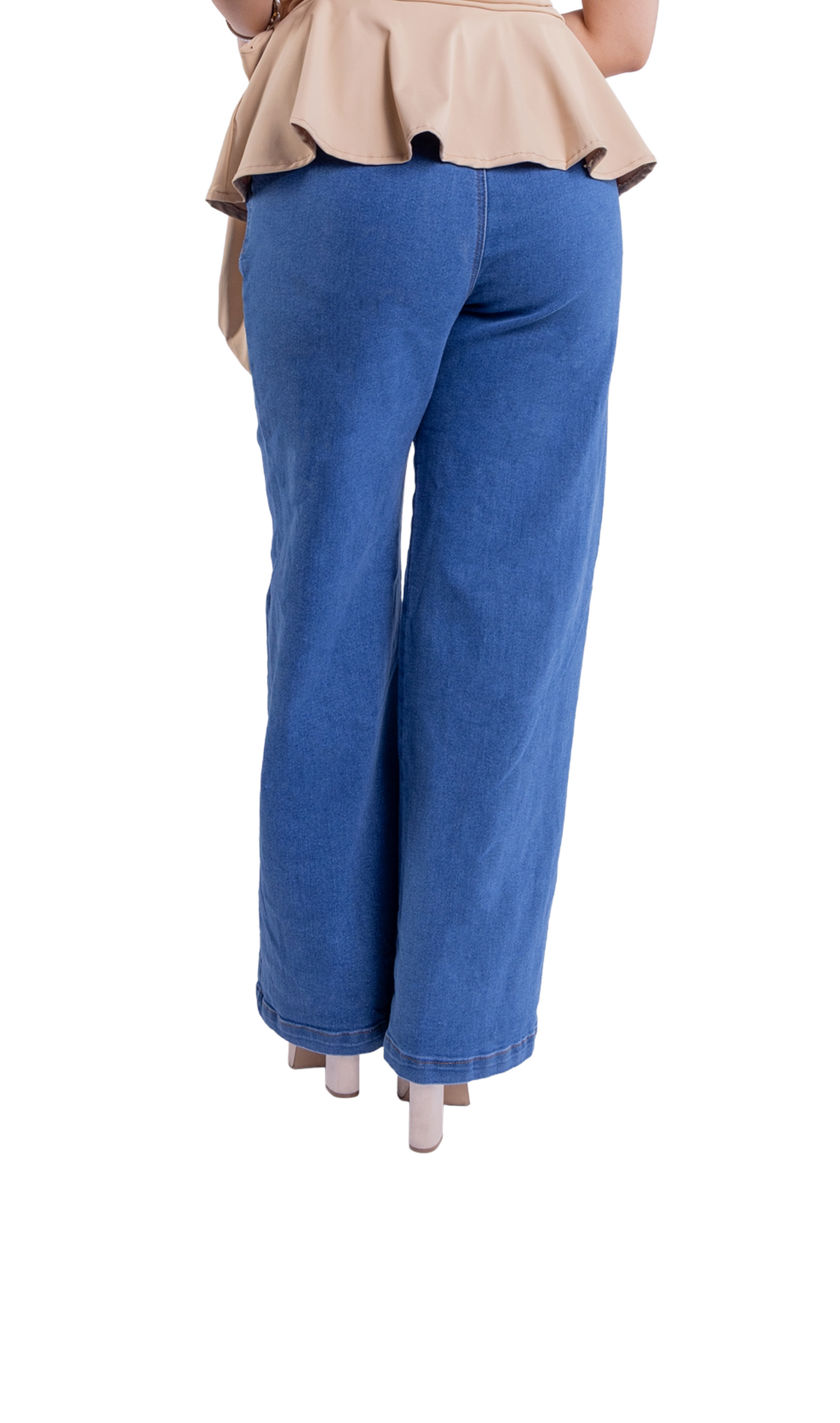 Pantalón de mezclilla corte amplio