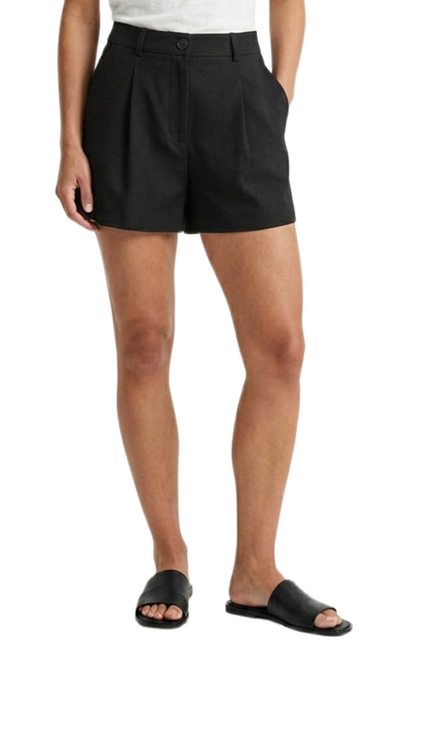 Short negro con pinzas y bolsas laterales