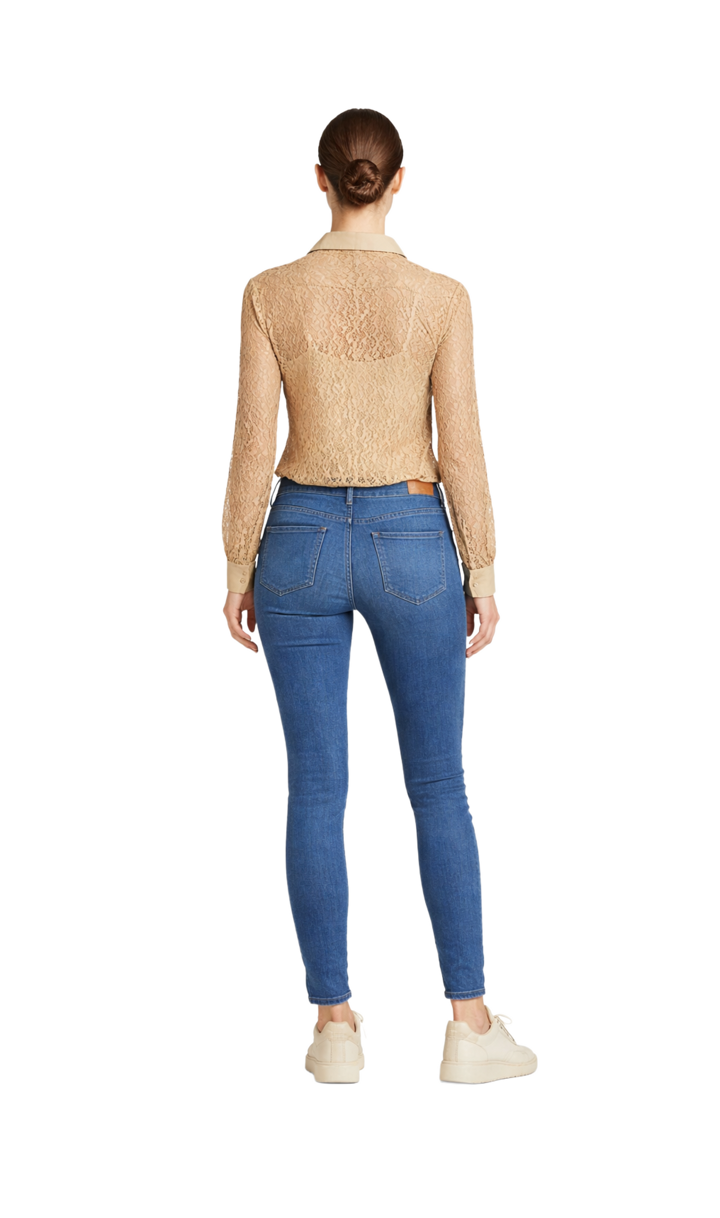 Blusa beige de encaje manga larga