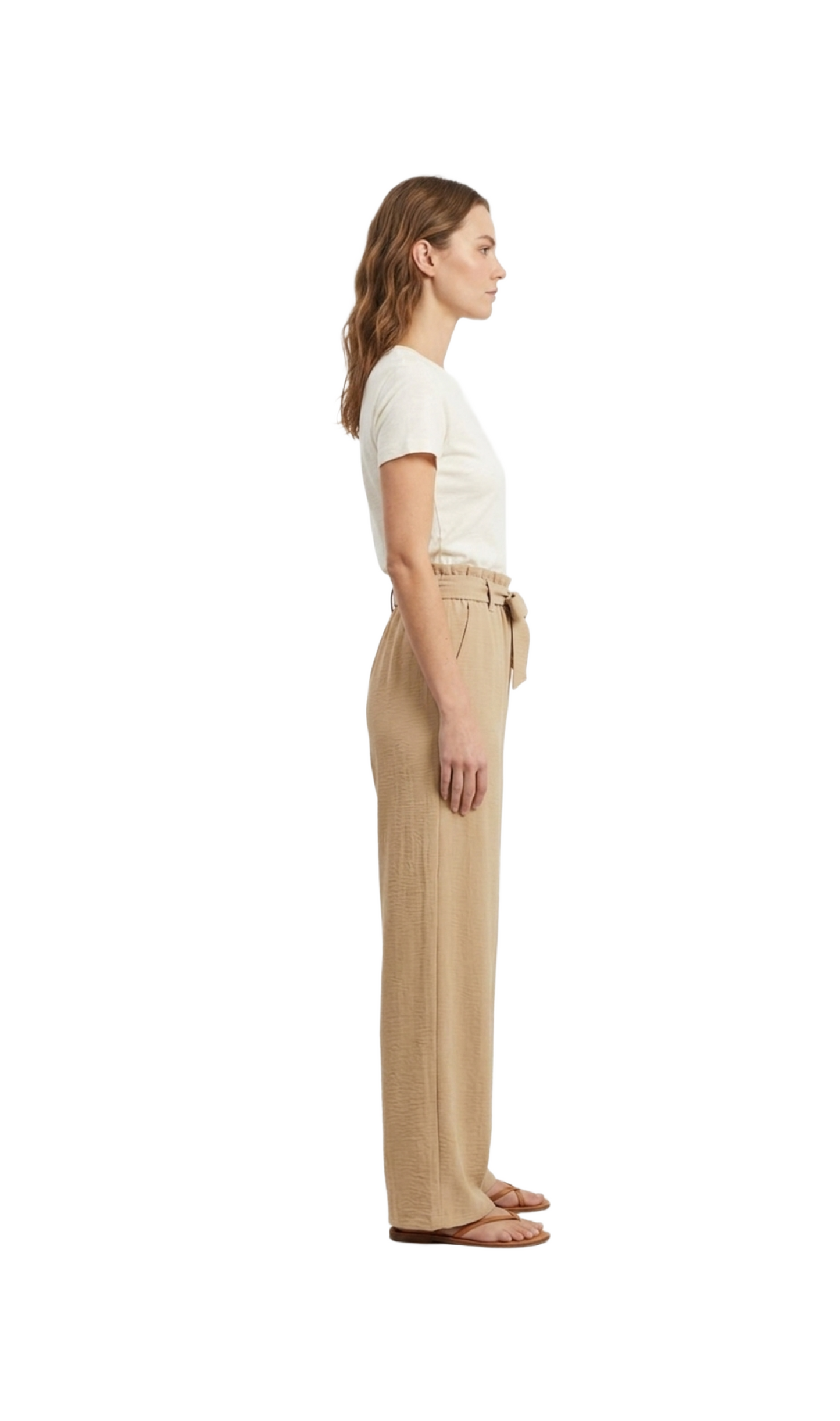 Pantalón beige con amarre en cintura de tela vaporosa