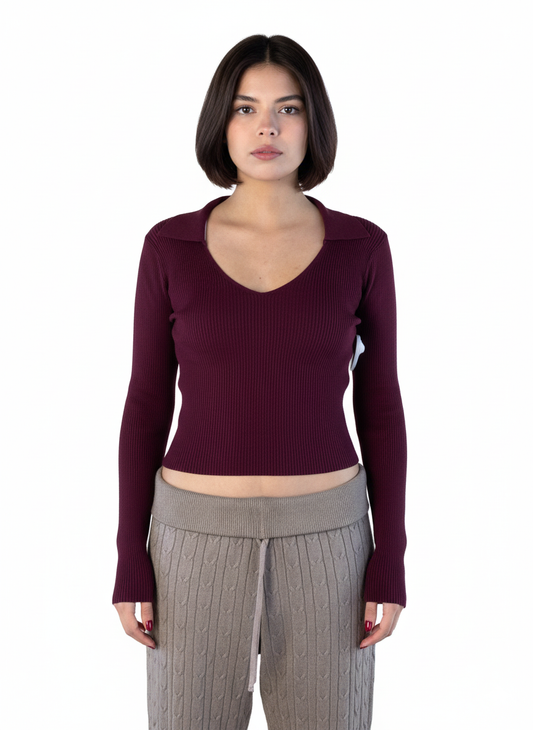 Blusa violeta con cuello sport