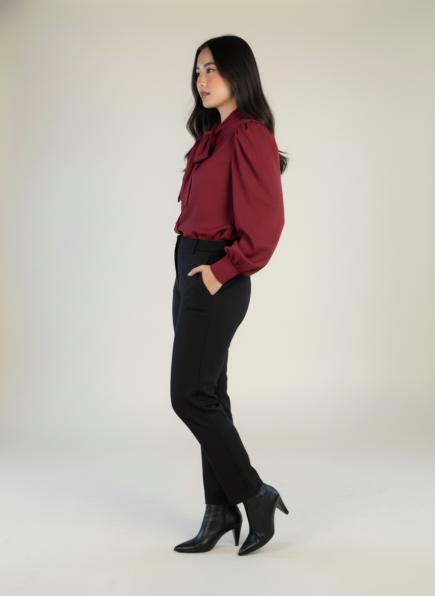 Blusa guinda de vestir con amarre en cuello