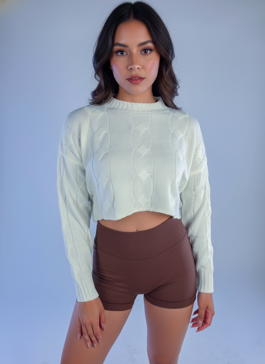 Suéter perla cuello redondo tipo crop top