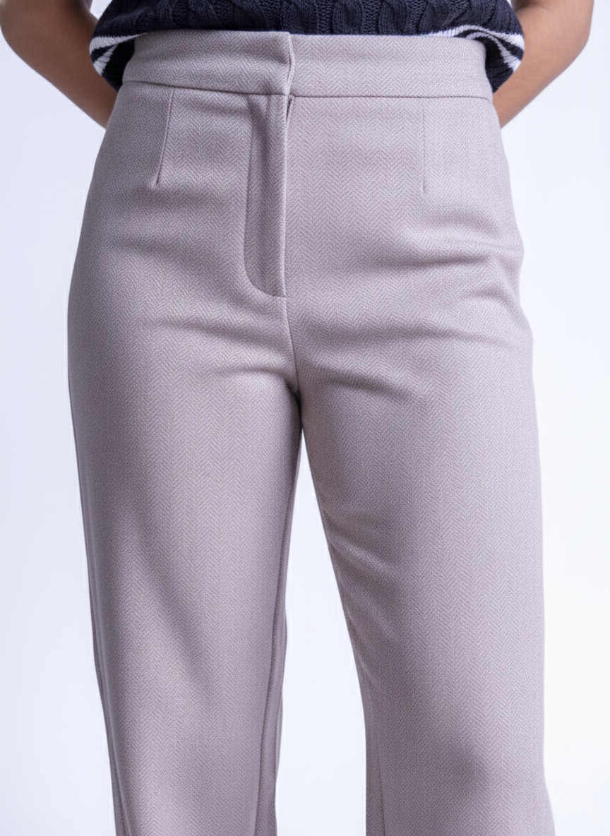 Pantalón beige jaspeado con pinzas de vestir