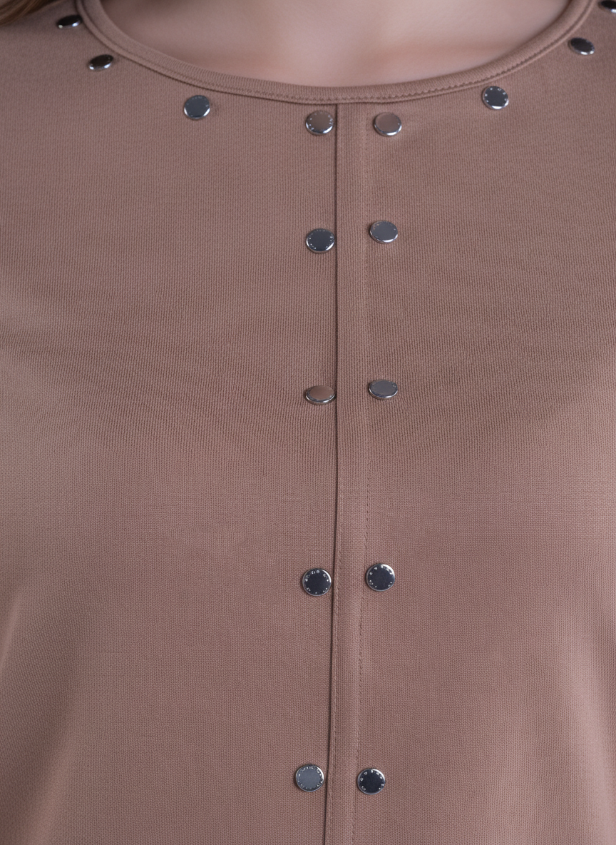 Blusa manga corta de gamuza con estoperoles