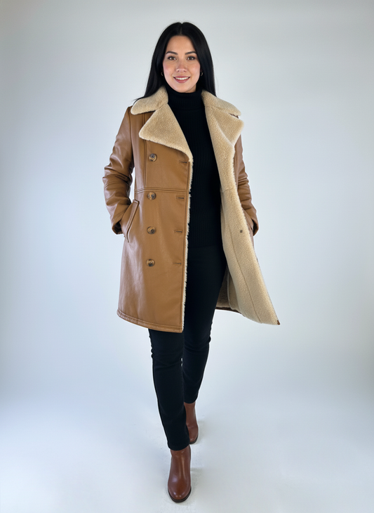 Abrigo estilo vaquero con detalle de forro calientito