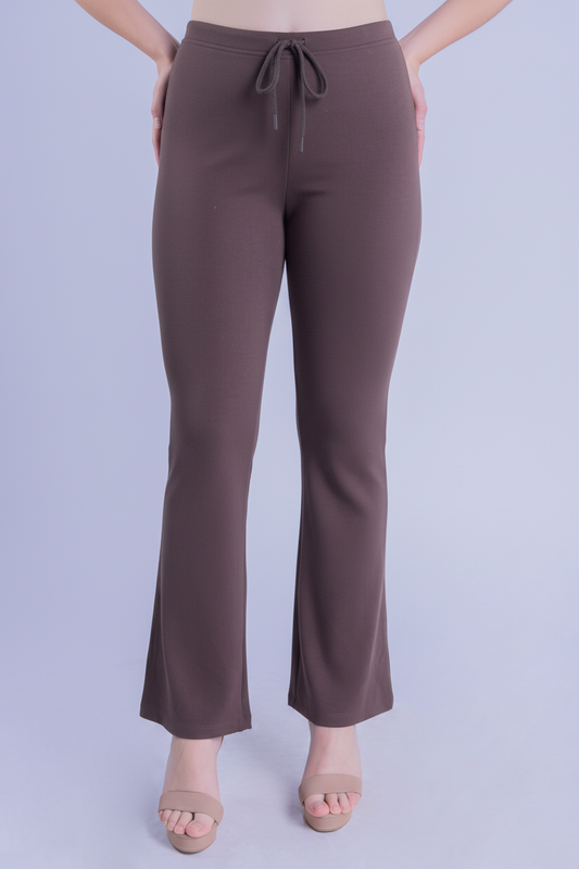Pantalón cafe ajustable