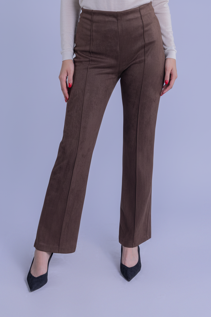 Pantalón cafe de gamuza