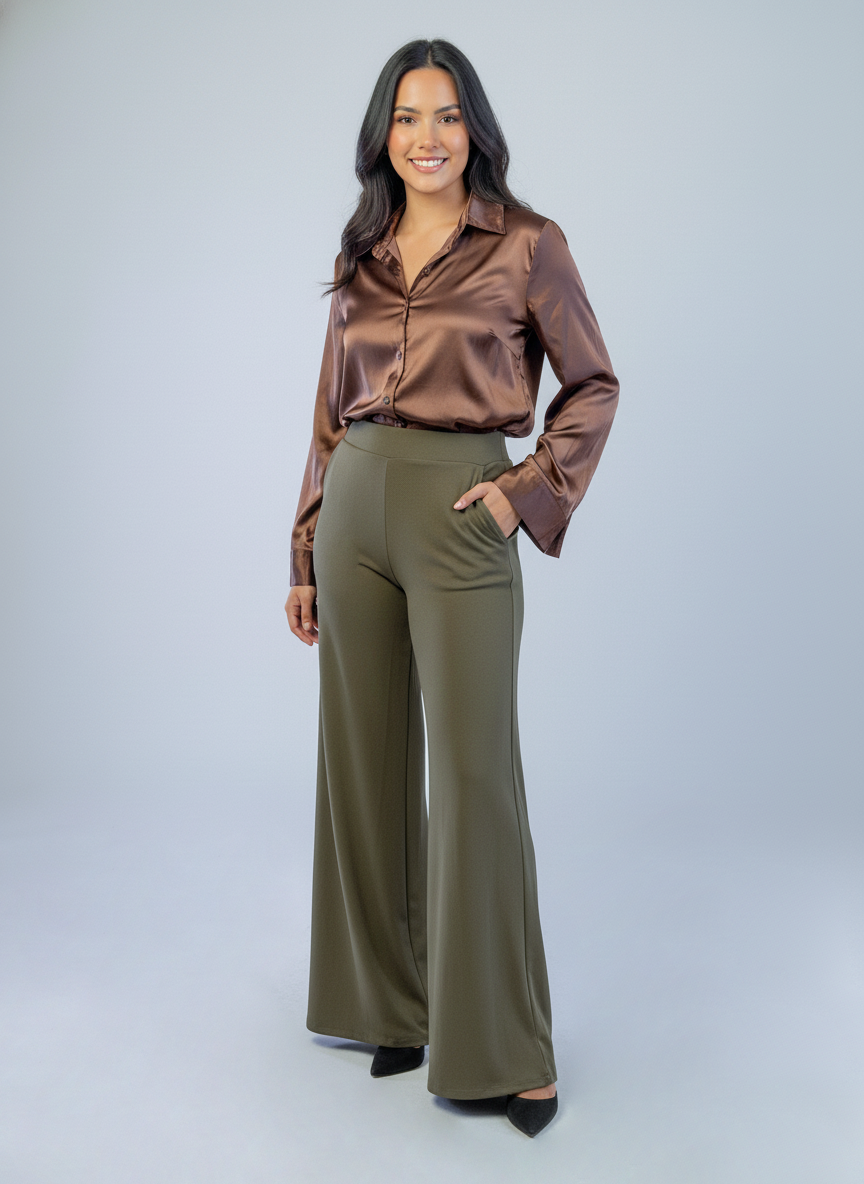 Pantalón verde acampanado