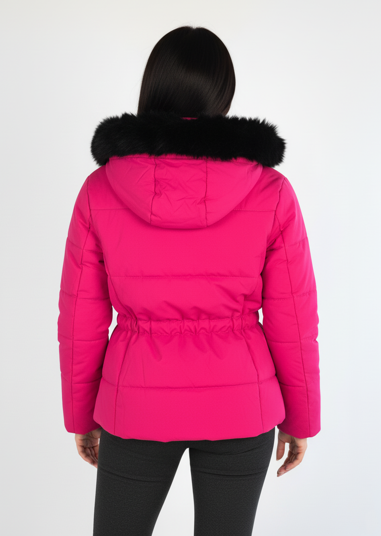 Chamarra fiuscha capitonada con capucha