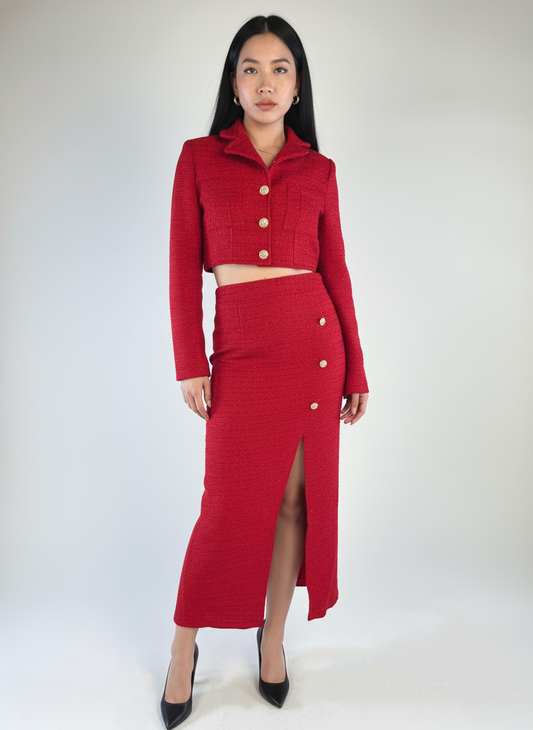 Conjunto rojo de dos piezas de saco crop y falda con abertura
