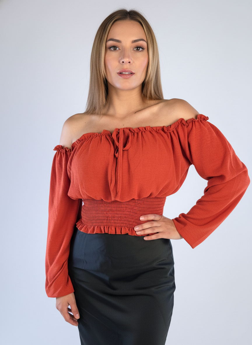 Blusa naranja estilo campesina