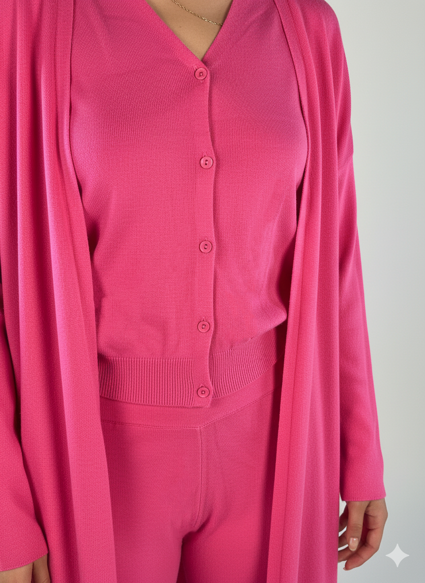 Conjunto rosa de 3 piezas: Blusa, cardigan y pantalon