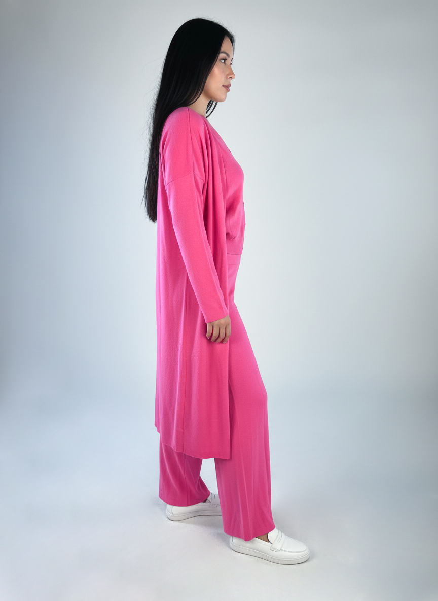Conjunto rosa de 3 piezas: Blusa, cardigan y pantalon