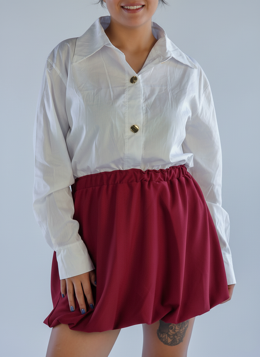 Blusa blanca abotonada tipo camisera blanca