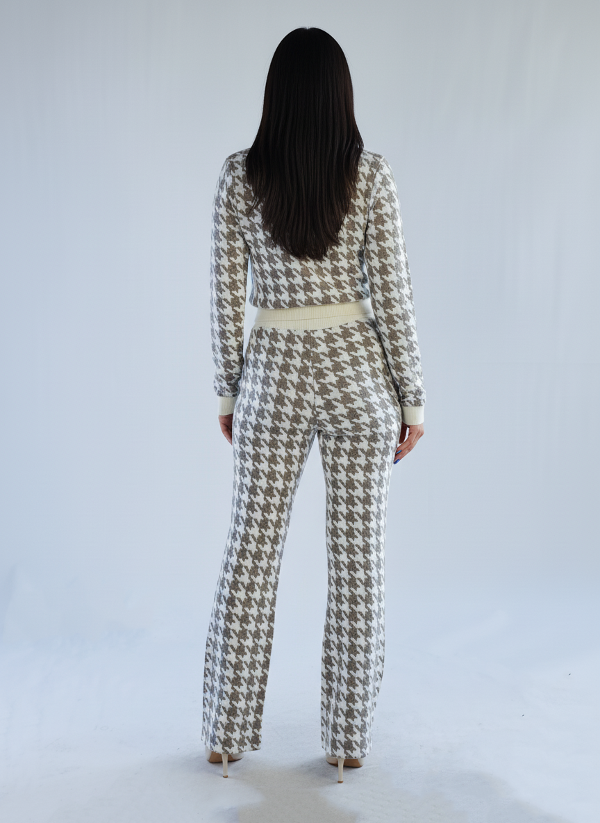 Conjunto de dos pizas de blusa y pantalon a cuadros