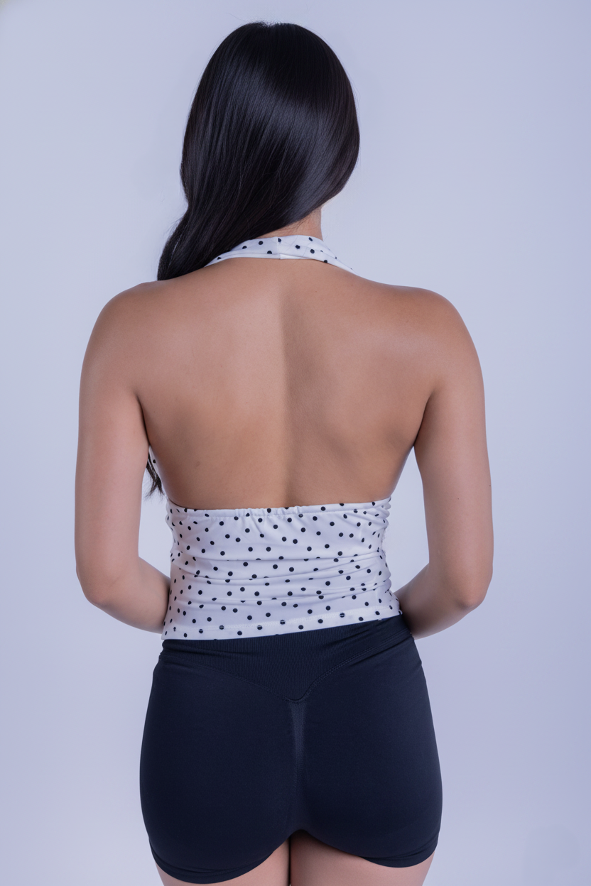 Blusa blanca de puntos tipo halter