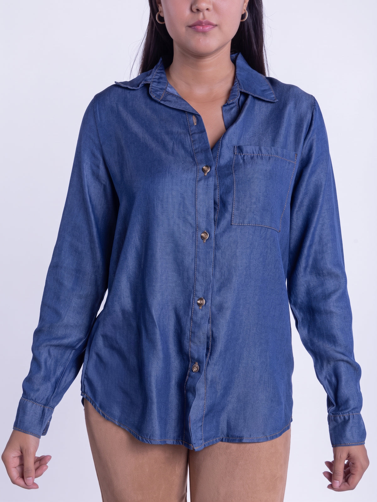 Blusa abotonada imitación de mezclilla manga larga