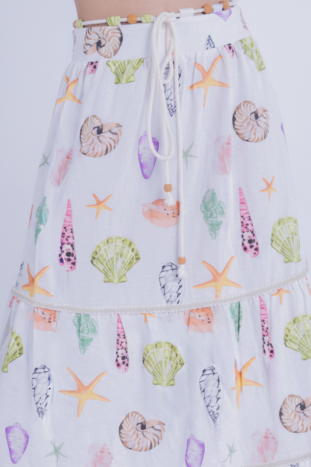 Falda blanca con estampado de mar con cinto de tela