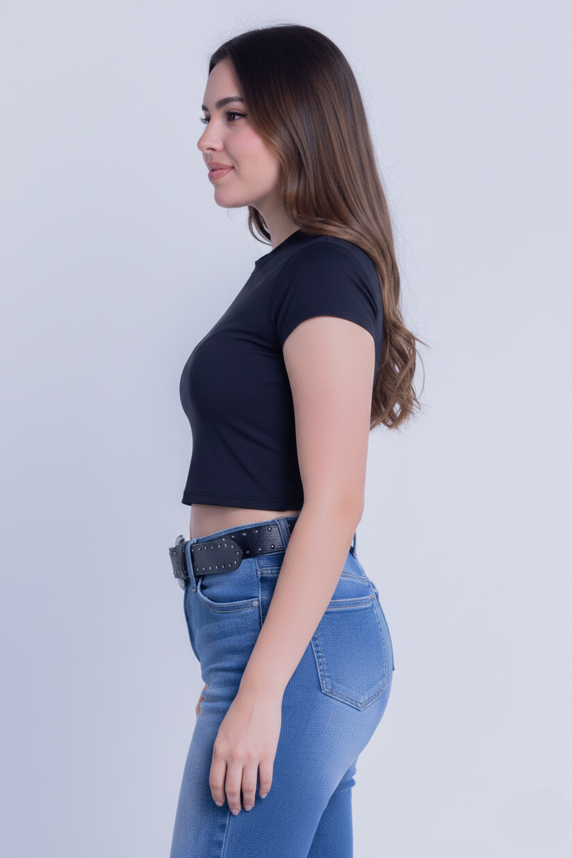 Crop top negro cuello redondo acanalado