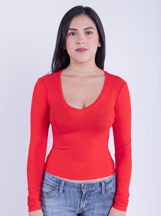 Blusa roja acanalada cuello en V