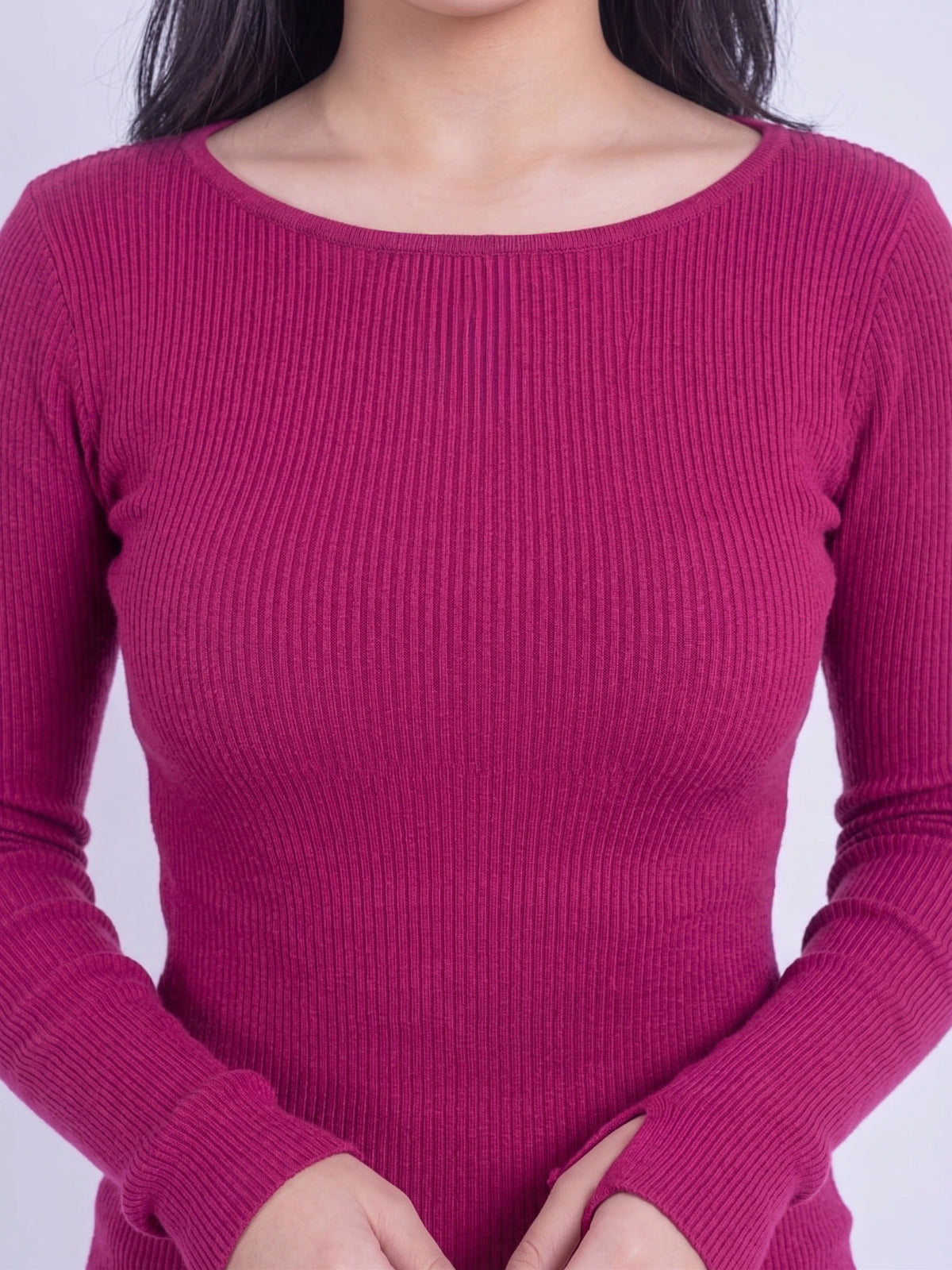 Vestido guinda con cuello redondo manga larga