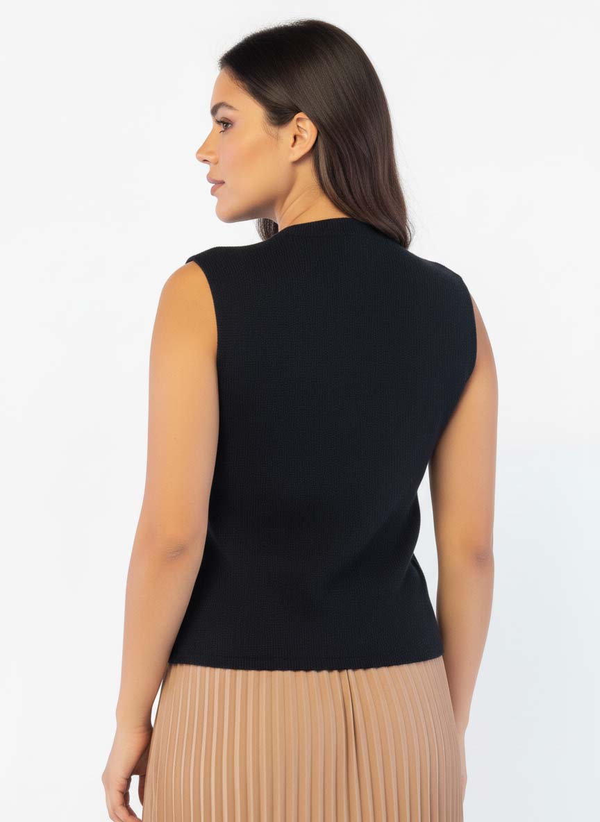 Chaleco acanalado con botones grandes y cuello en V