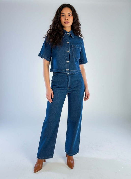 Conjunto de mezclilla de dos piezas de blusa abotonada y pantalon