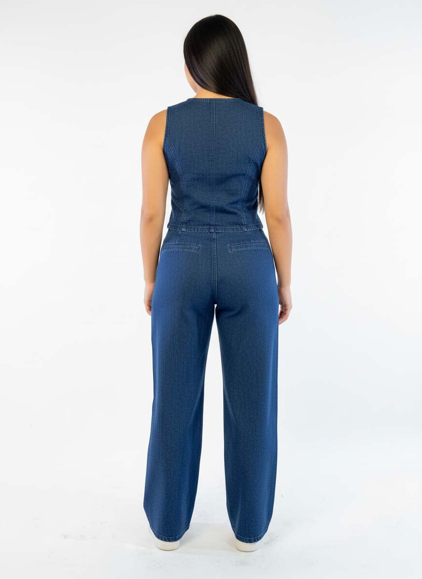 Conjunto de mezclilla de chaleco y pantalón