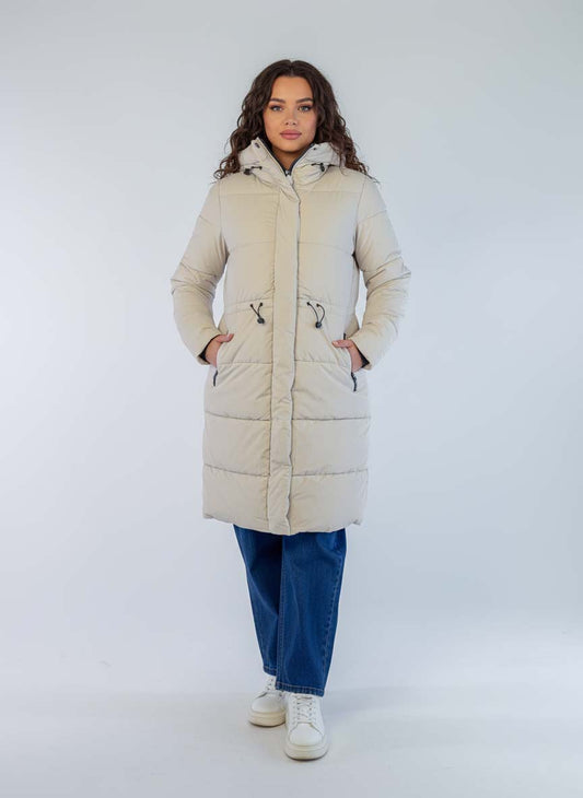 Chamarra beige larga con ajuste de fruncido y gorro