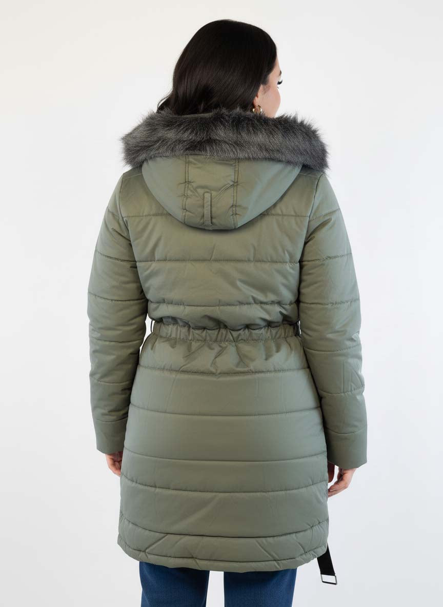 Chamarra capitoneada verde larga con elástico en cintura