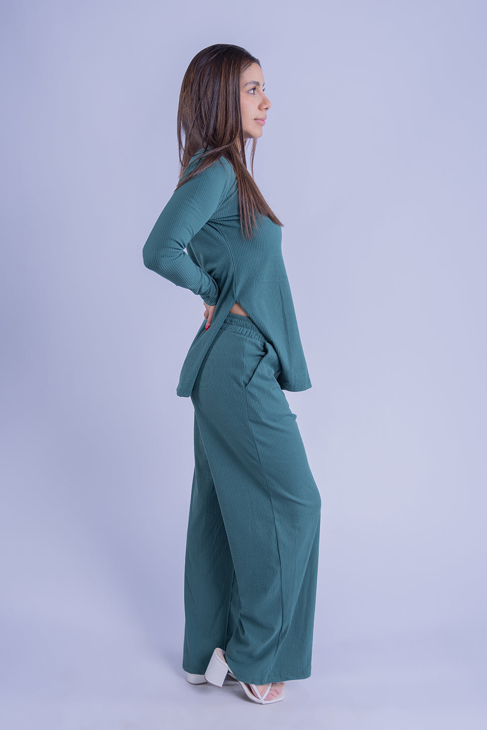 Conjunto acanalado de dos piezas calientito