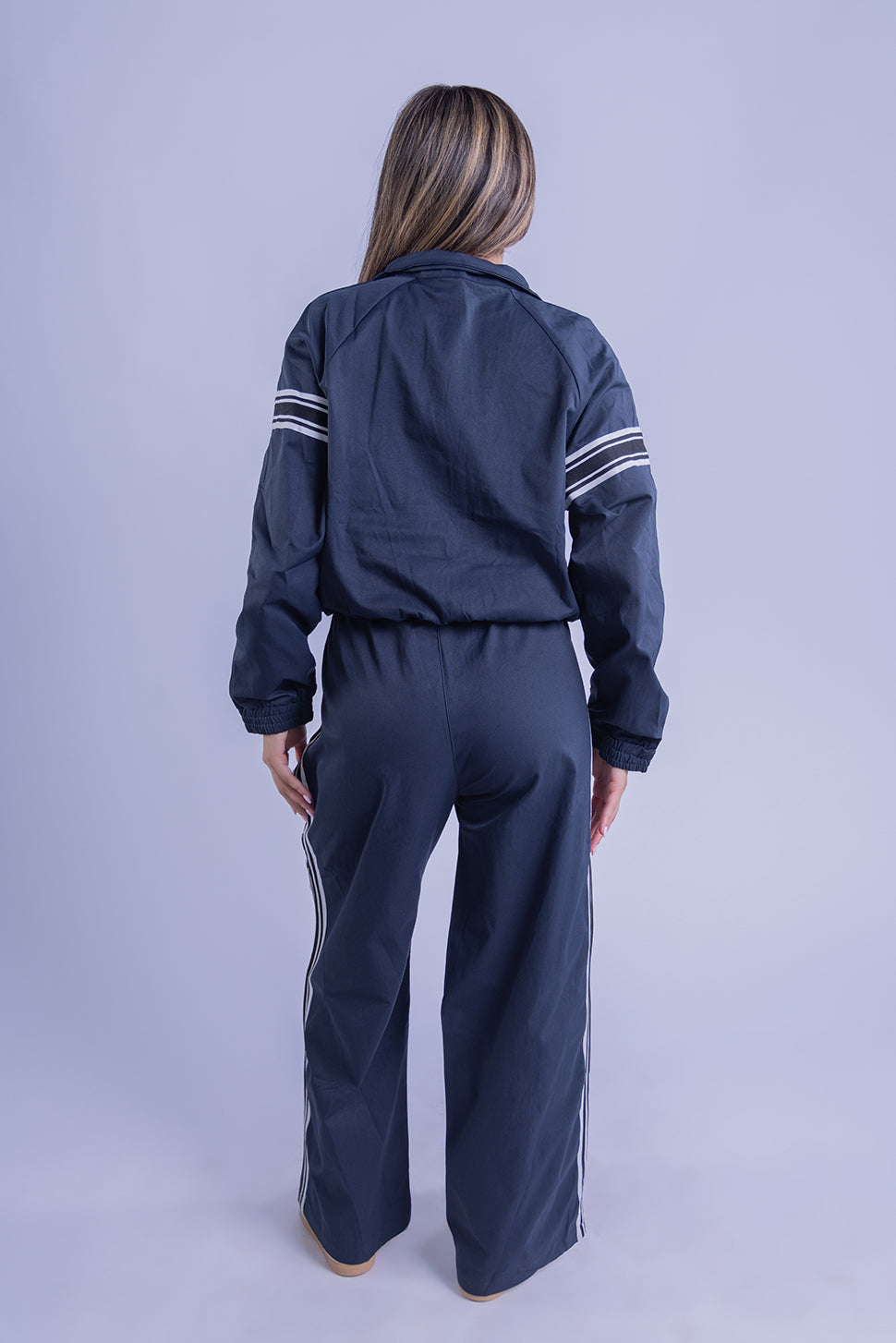 Conjunto deportivo azul