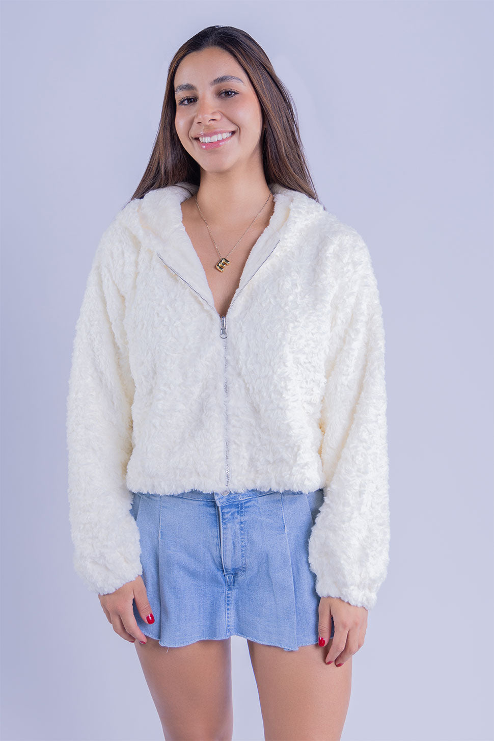 Chamarra blanca de ziper tela tipo toalla