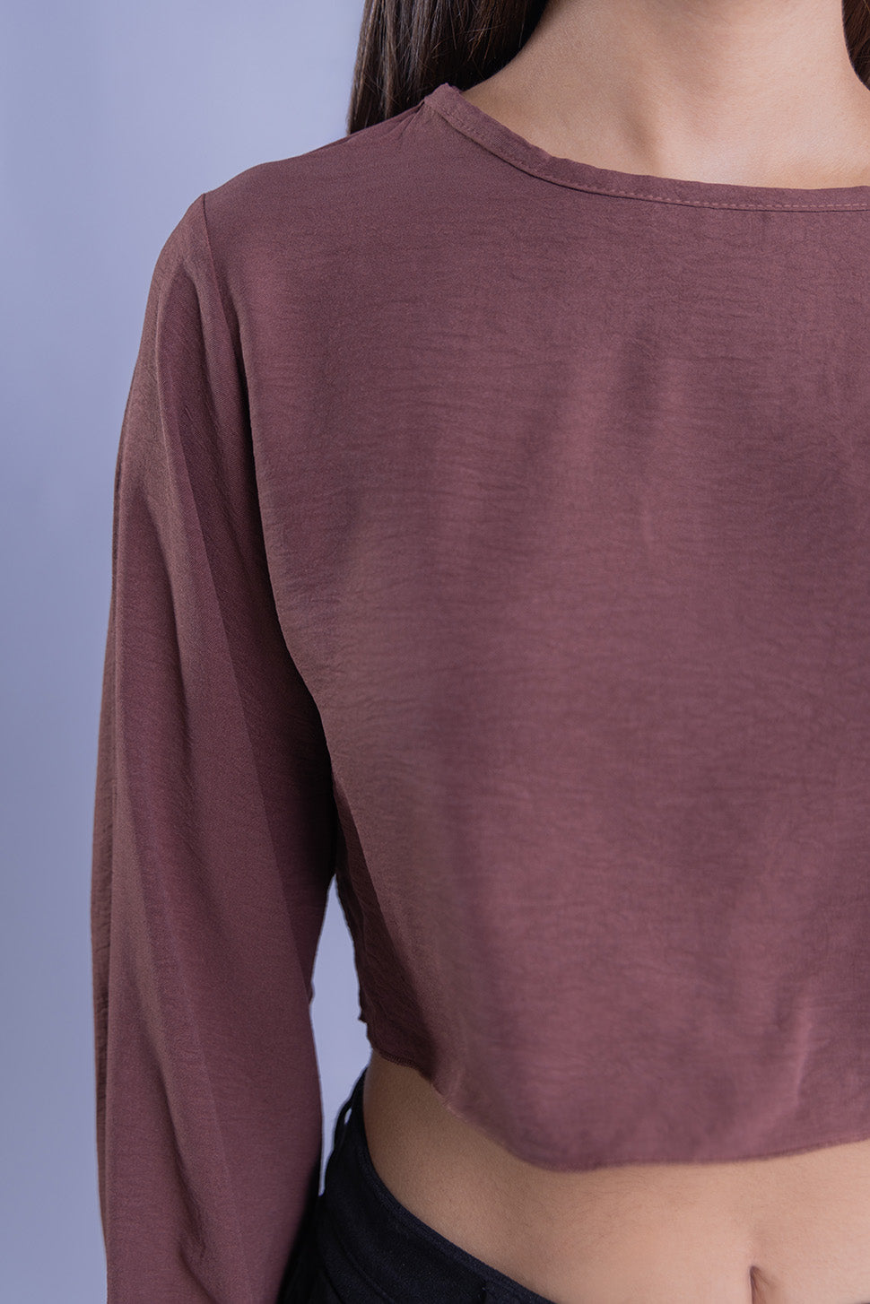 Crop top cafe manga larga amplia