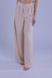 Pantalón beige con pinzas